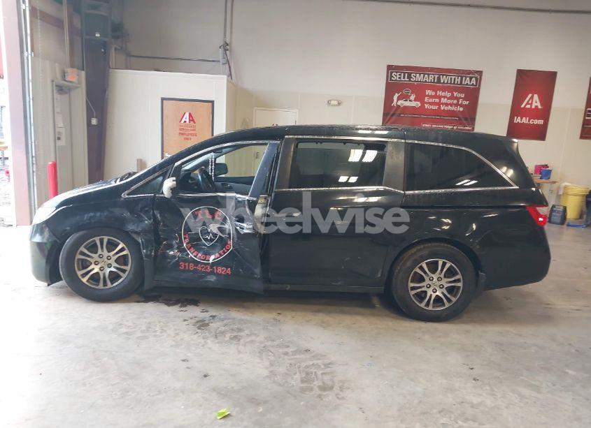 Photo 15 of 2011 Honda Odyssey EX-L (VIN 5FNRL5H62BB037267)