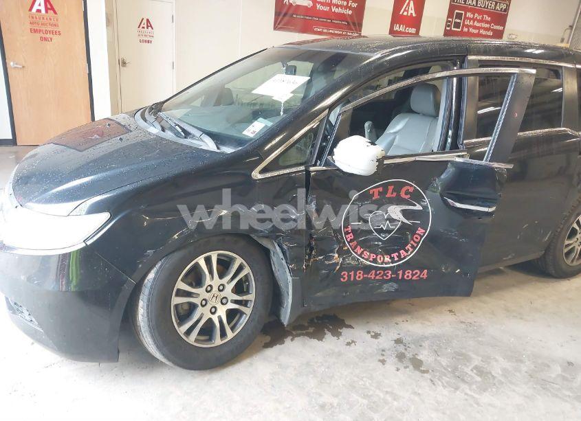 Photo 18 of 2011 Honda Odyssey EX-L (VIN 5FNRL5H62BB037267)