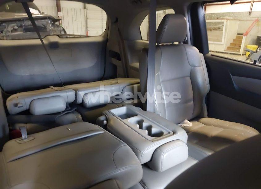 Photo 8 of 2011 Honda Odyssey EX-L (VIN 5FNRL5H62BB037267)