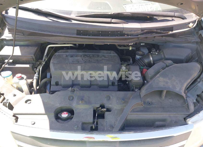 Photo 10 of 2011 Honda Odyssey EX-L (VIN 5FNRL5H62BB047118)