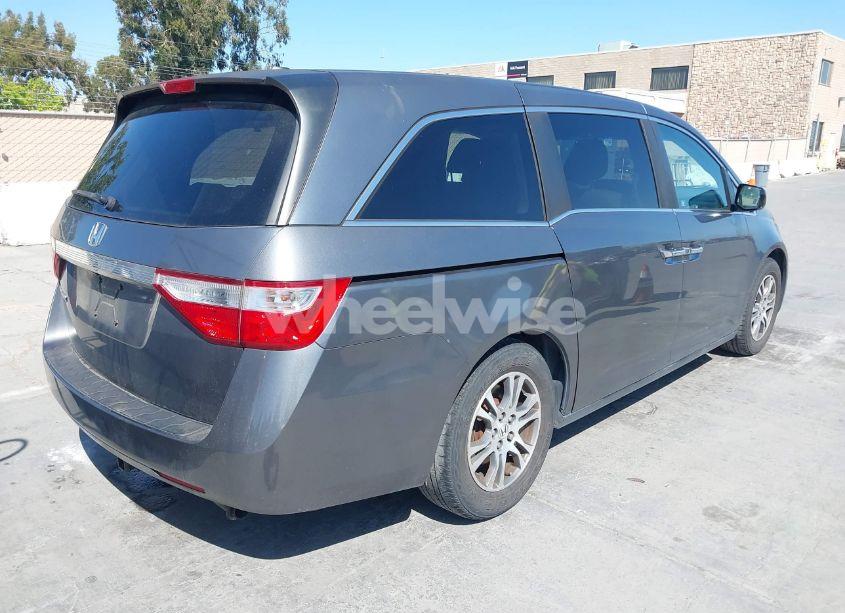 Photo 4 of 2011 Honda Odyssey EX-L (VIN 5FNRL5H62BB047118)