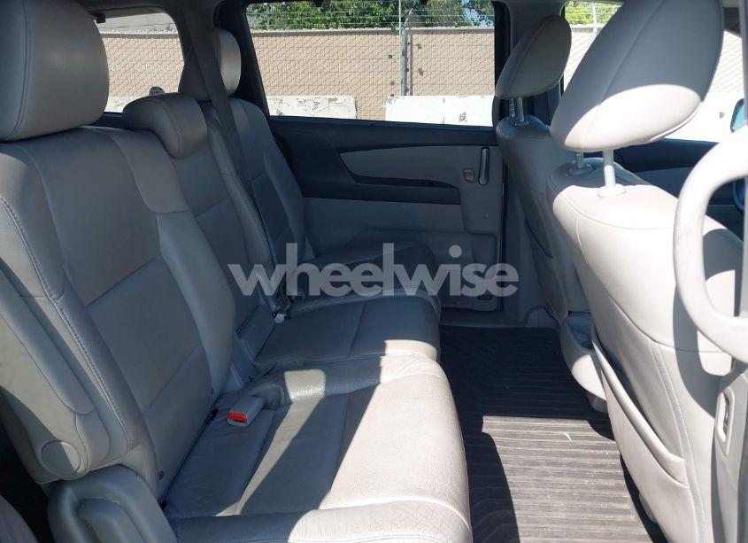 Photo 8 of 2011 Honda Odyssey EX-L (VIN 5FNRL5H62BB047118)