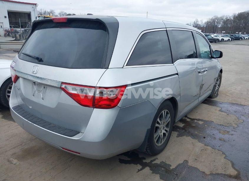 Photo 4 of 2011 Honda Odyssey EX-L (VIN 5FNRL5H62BB062606)