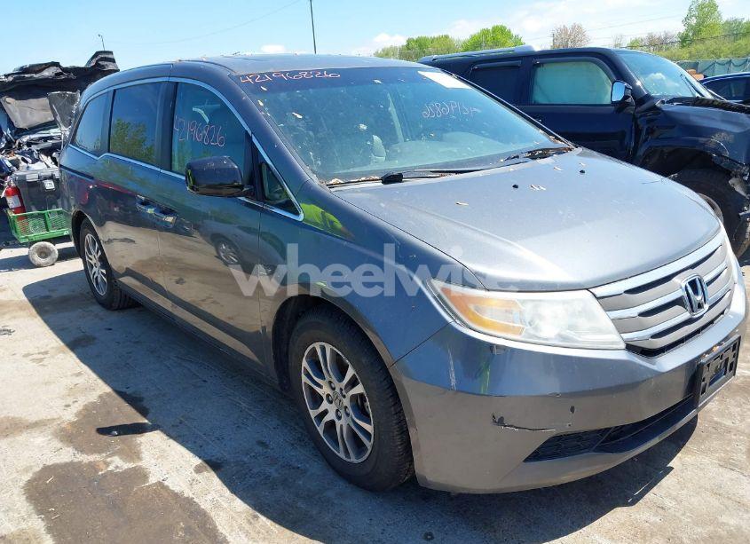 2011 Honda Odyssey EX-L (VIN 5FNRL5H62BB071404) main photo