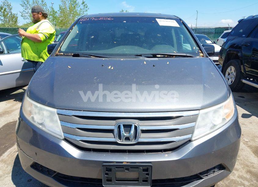 Photo 12 of 2011 Honda Odyssey EX-L (VIN 5FNRL5H62BB071404)