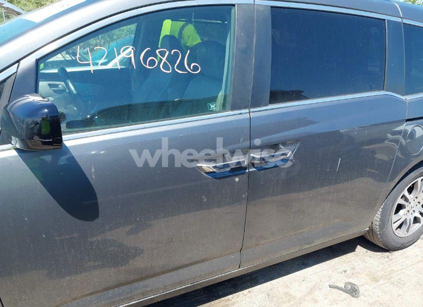 Photo 14 of 2011 Honda Odyssey EX-L (VIN 5FNRL5H62BB071404)