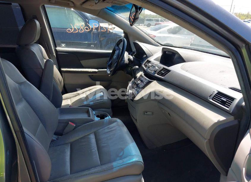 Photo 5 of 2011 Honda Odyssey EX-L (VIN 5FNRL5H62BB071404)