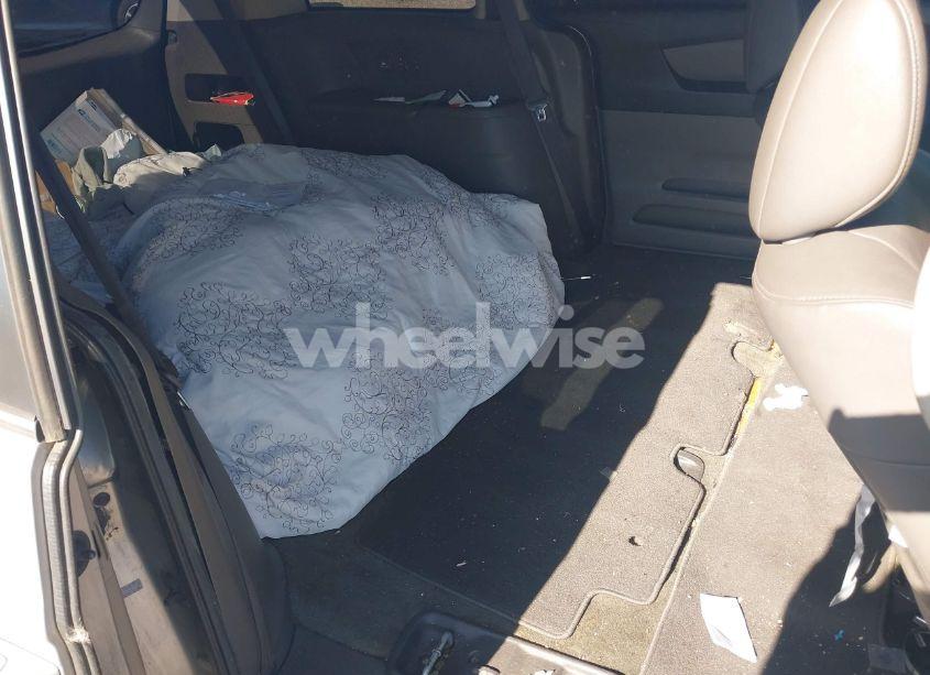 Photo 8 of 2011 Honda Odyssey EX-L (VIN 5FNRL5H62BB102876)