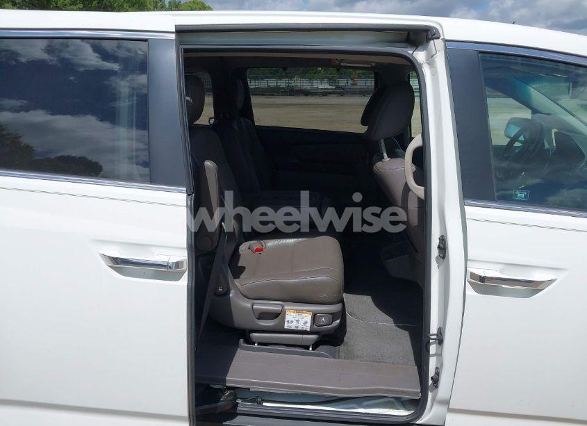 Photo 8 of 2012 Honda Odyssey EX-L (VIN 5FNRL5H62CB019238)