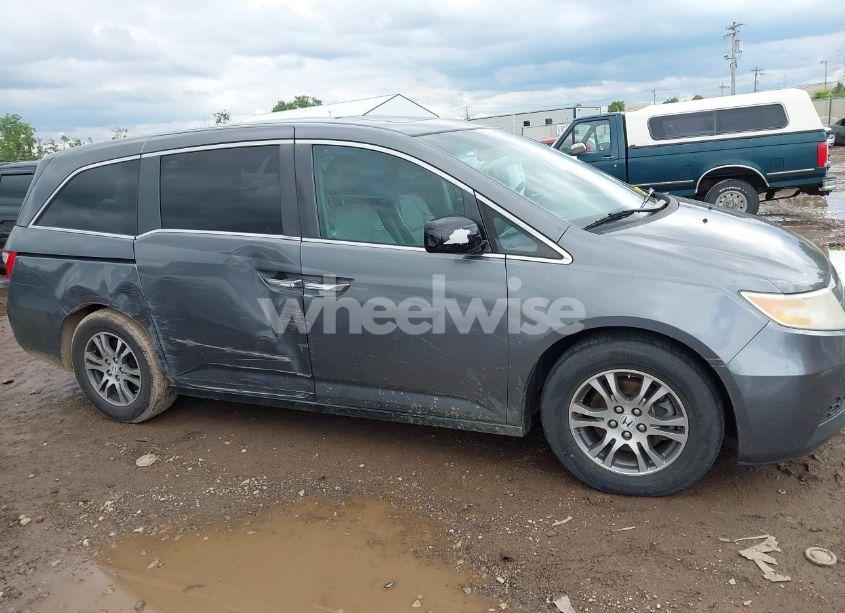 Photo 13 of 2012 Honda Odyssey EX-L (VIN 5FNRL5H62CB027162)