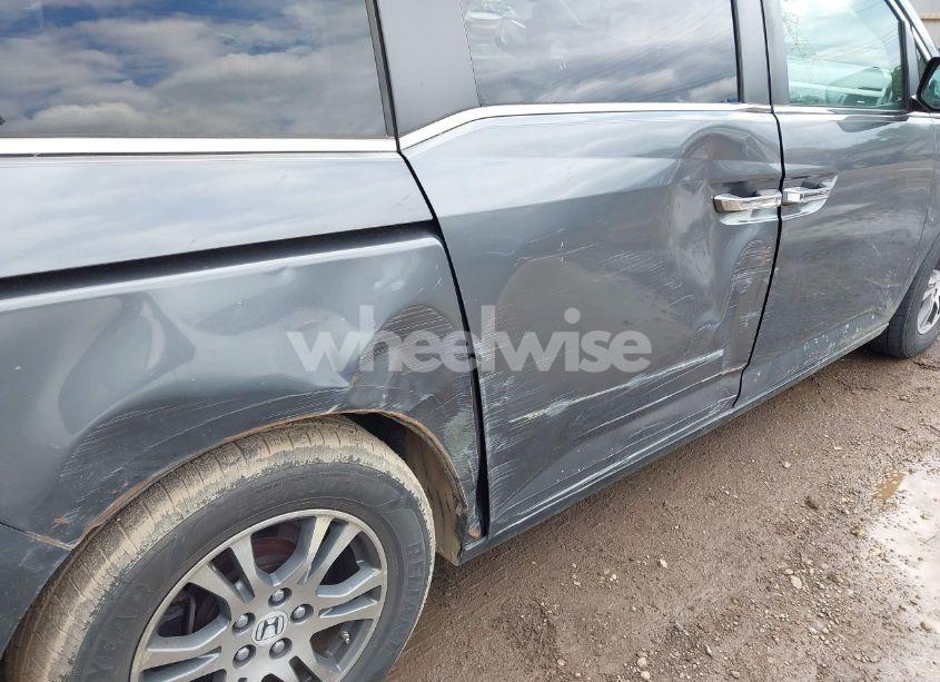 Photo 6 of 2012 Honda Odyssey EX-L (VIN 5FNRL5H62CB027162)