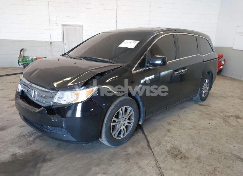 Photo 2 of 2012 Honda Odyssey EX-L (VIN 5FNRL5H62CB045368)