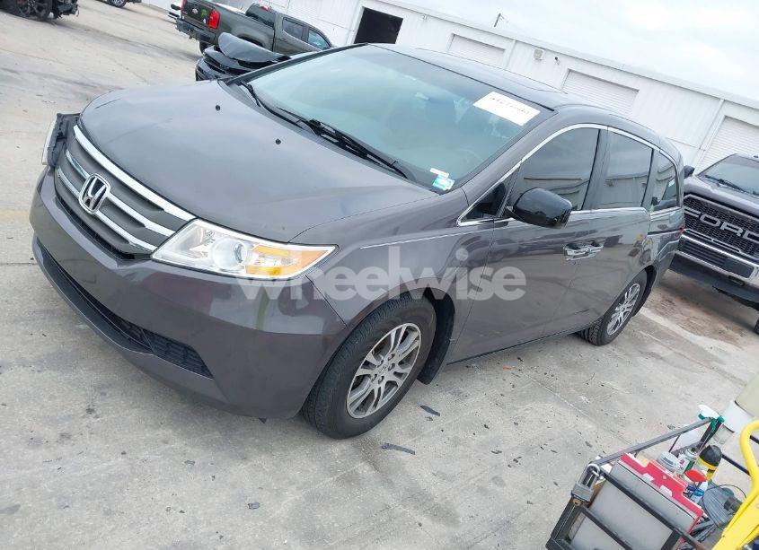 Photo 2 of 2012 Honda Odyssey EX-L (VIN 5FNRL5H62CB057553)