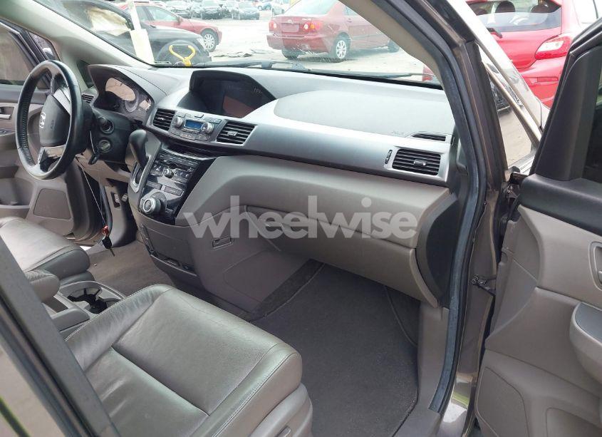 Photo 5 of 2012 Honda Odyssey EX-L (VIN 5FNRL5H62CB057553)