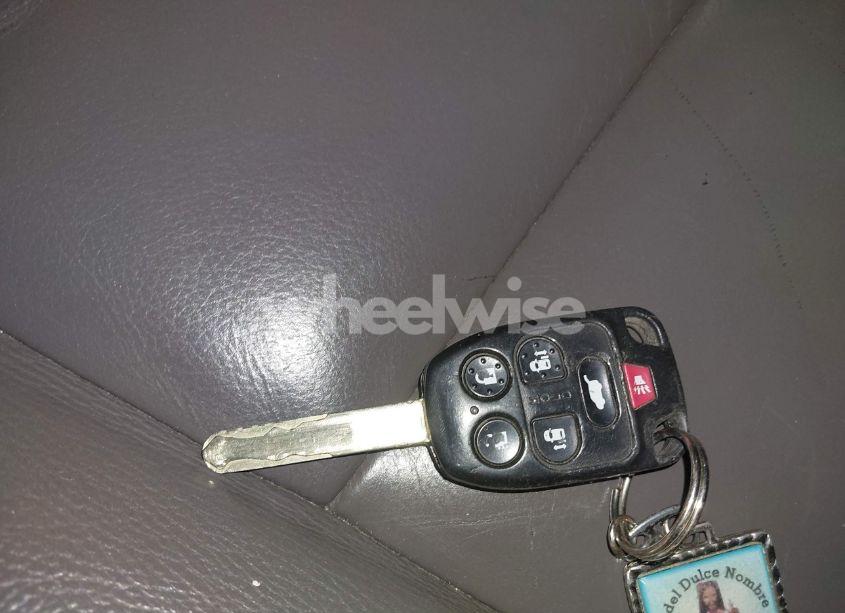 Photo 11 of 2012 Honda Odyssey EX-L (VIN 5FNRL5H62CB086177)