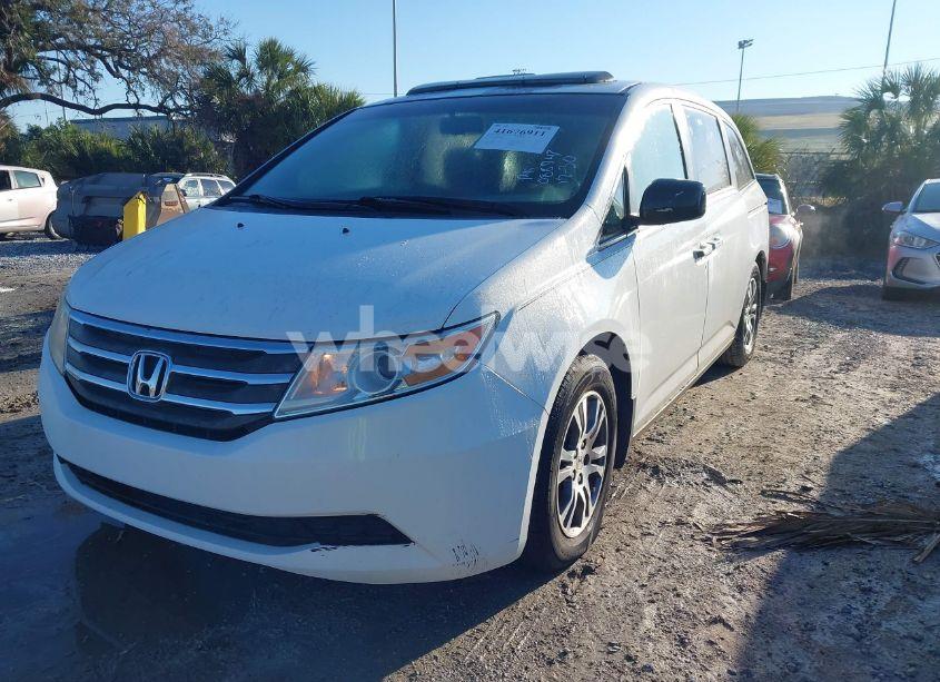 Photo 2 of 2012 Honda Odyssey EX-L (VIN 5FNRL5H62CB088947)