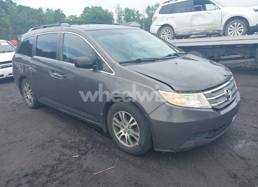 2012 Honda Odyssey EX-L (VIN 5FNRL5H62CB102068) main photo
