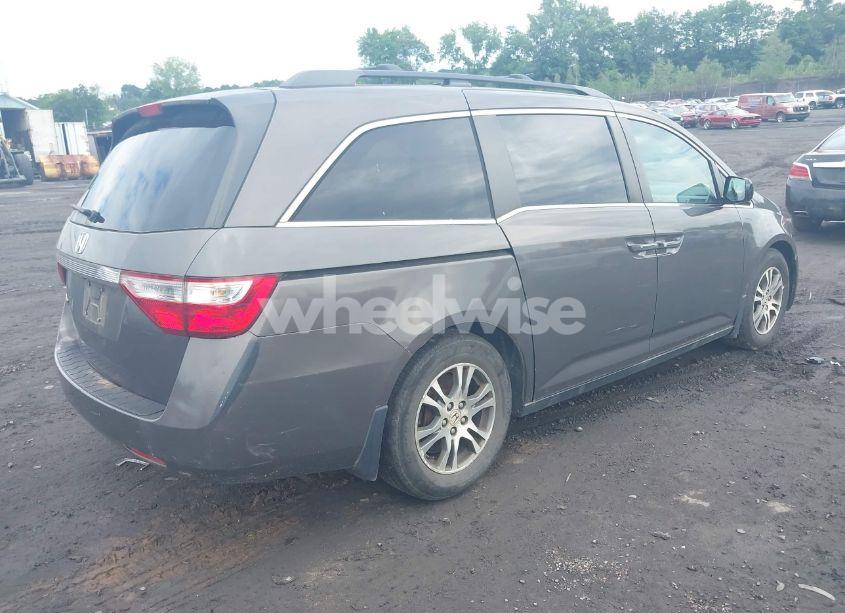 Photo 4 of 2012 Honda Odyssey EX-L (VIN 5FNRL5H62CB102068)