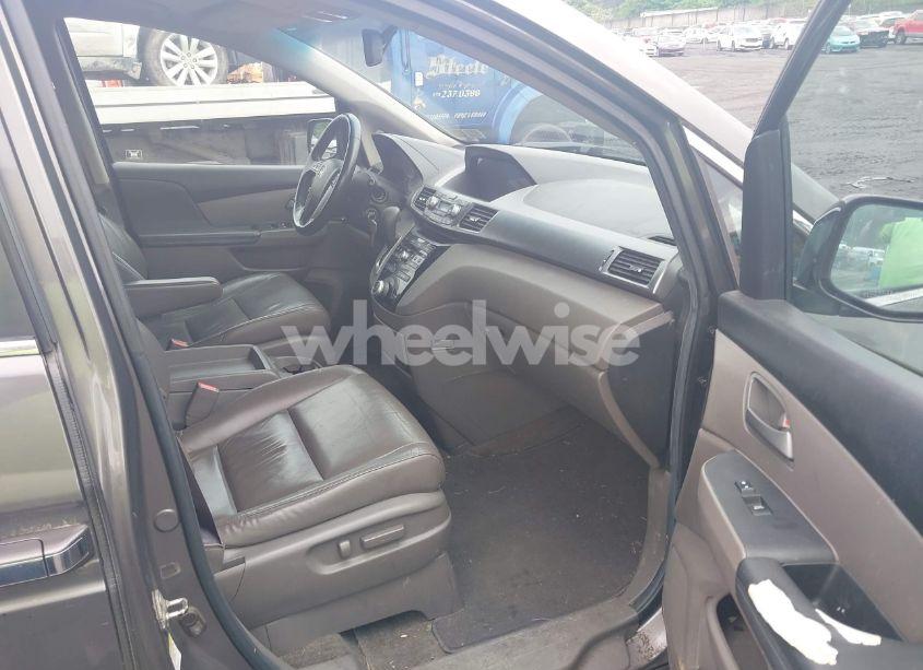 Photo 5 of 2012 Honda Odyssey EX-L (VIN 5FNRL5H62CB102068)