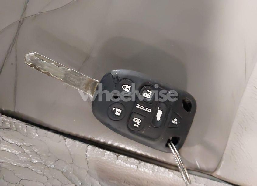 Photo 11 of 2012 Honda Odyssey EX-L (VIN 5FNRL5H62CB106055)