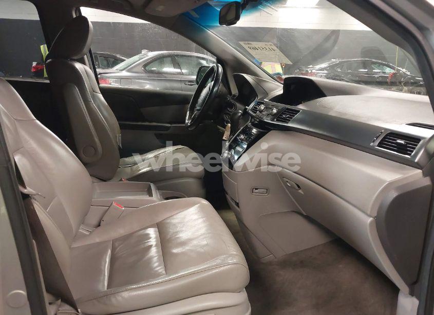 Photo 5 of 2012 Honda Odyssey EX-L (VIN 5FNRL5H62CB106055)