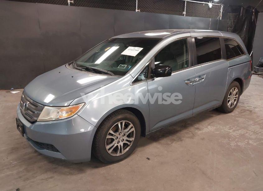 Photo 2 of 2012 Honda Odyssey EX-L (VIN 5FNRL5H62CB129609)