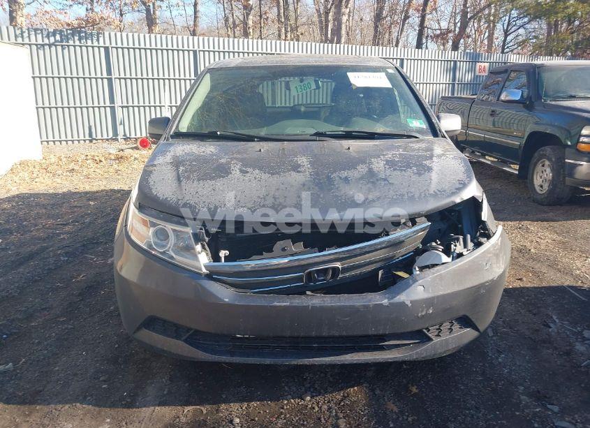Photo 12 of 2013 Honda Odyssey EX-L (VIN 5FNRL5H62DB002425)