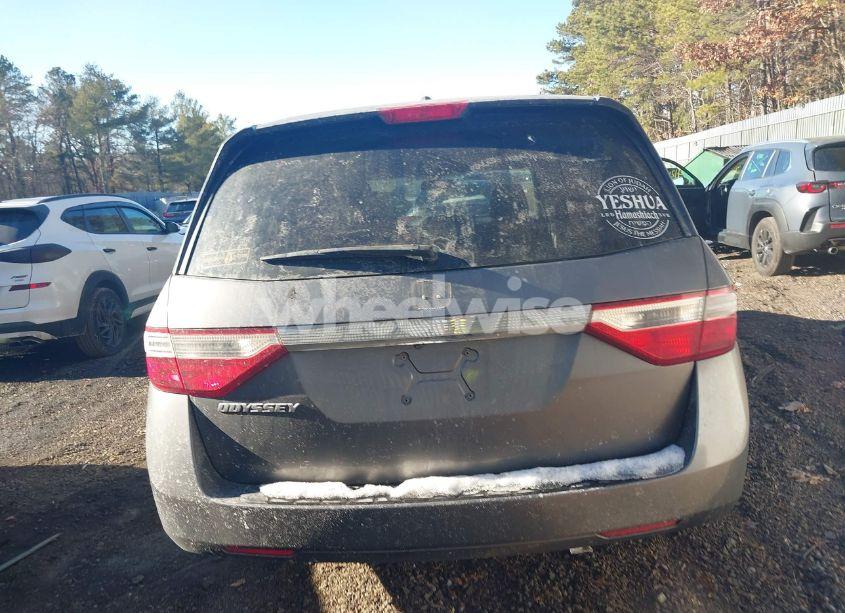 Photo 16 of 2013 Honda Odyssey EX-L (VIN 5FNRL5H62DB002425)