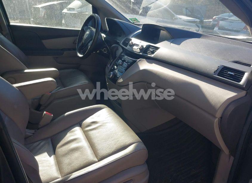 Photo 5 of 2013 Honda Odyssey EX-L (VIN 5FNRL5H62DB002425)