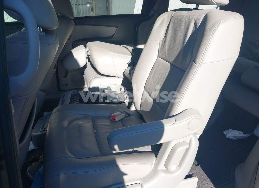 Photo 8 of 2013 Honda Odyssey EX-L (VIN 5FNRL5H62DB002425)