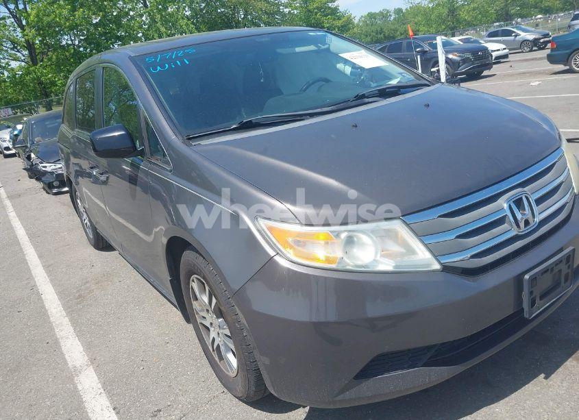 2013 Honda Odyssey EX-L (VIN 5FNRL5H62DB007091) main photo