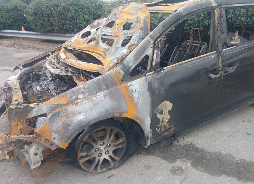 Photo 12 of 2013 Honda Odyssey EX-L (VIN 5FNRL5H62DB013182)