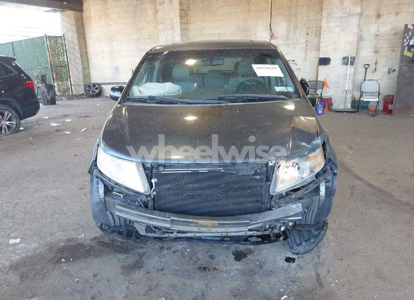 Photo 12 of 2013 Honda Odyssey EX-L (VIN 5FNRL5H62DB015045)