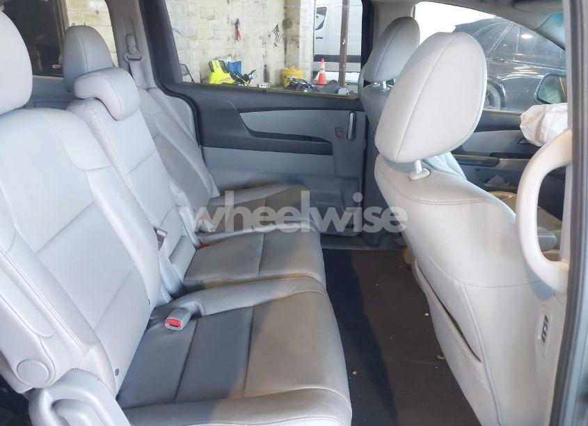 Photo 8 of 2013 Honda Odyssey EX-L (VIN 5FNRL5H62DB015045)