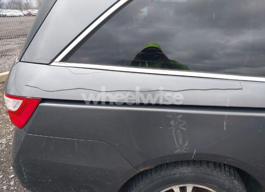 Photo 6 of 2013 Honda Odyssey EX-L (VIN 5FNRL5H62DB024828)