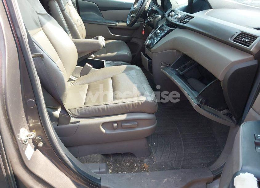 Photo 5 of 2013 Honda Odyssey EX-L (VIN 5FNRL5H62DB027020)