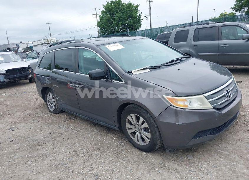 2013 Honda Odyssey EX-L (VIN 5FNRL5H62DB033125) main photo