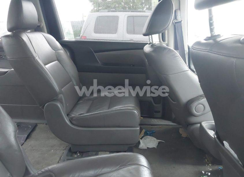 Photo 8 of 2013 Honda Odyssey EX-L (VIN 5FNRL5H62DB033125)