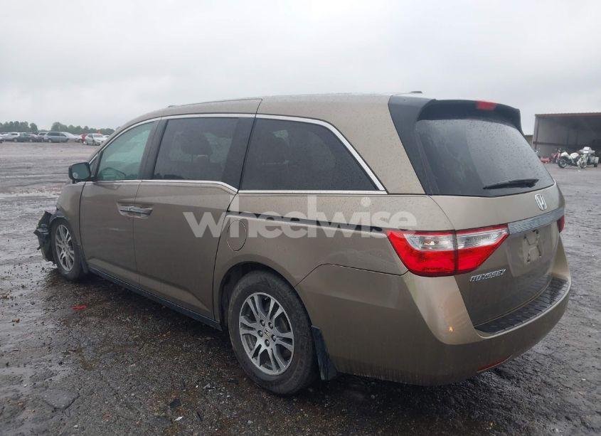 Photo 3 of 2013 Honda Odyssey EX-L (VIN 5FNRL5H62DB045579)