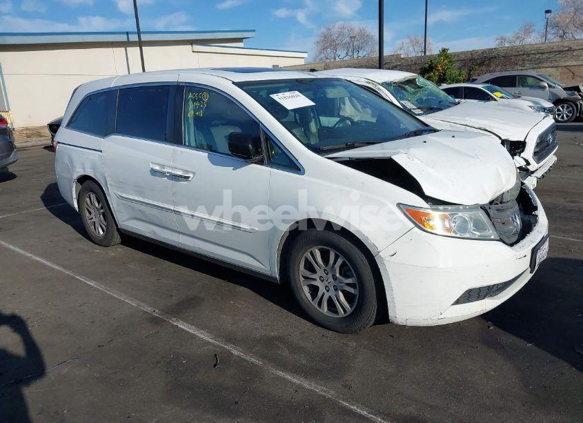 2013 Honda Odyssey EX-L (VIN 5FNRL5H62DB055562) main photo