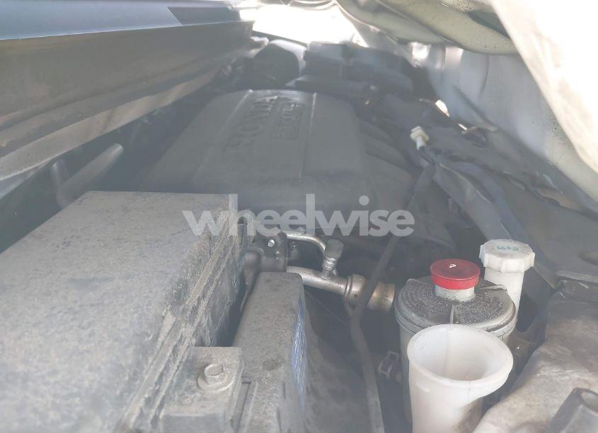 Photo 10 of 2013 Honda Odyssey EX-L (VIN 5FNRL5H62DB055562)