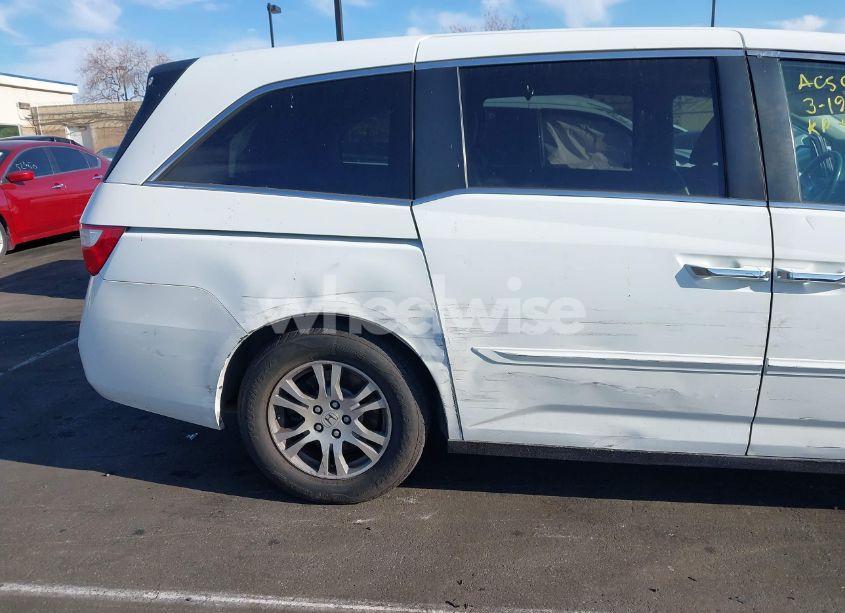 Photo 19 of 2013 Honda Odyssey EX-L (VIN 5FNRL5H62DB055562)