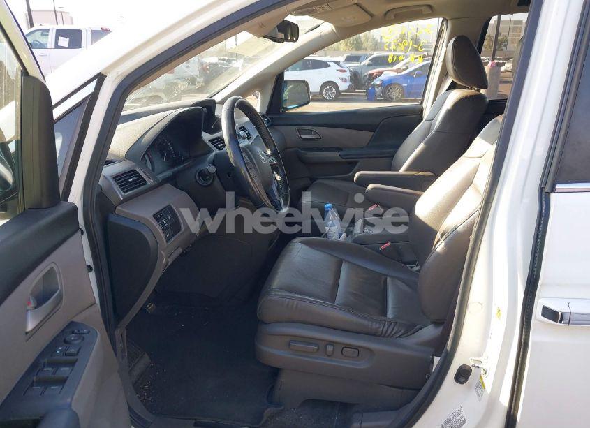 Photo 5 of 2013 Honda Odyssey EX-L (VIN 5FNRL5H62DB055562)