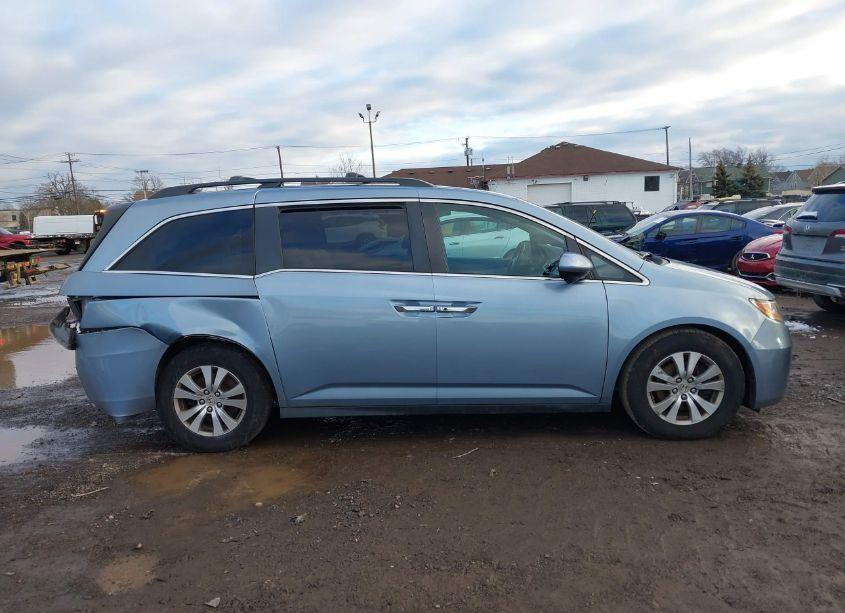 Photo 13 of 2014 Honda Odyssey EX-L (VIN 5FNRL5H62EB052954)