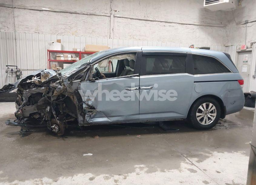 Photo 15 of 2014 Honda Odyssey EX-L (VIN 5FNRL5H62EB072380)