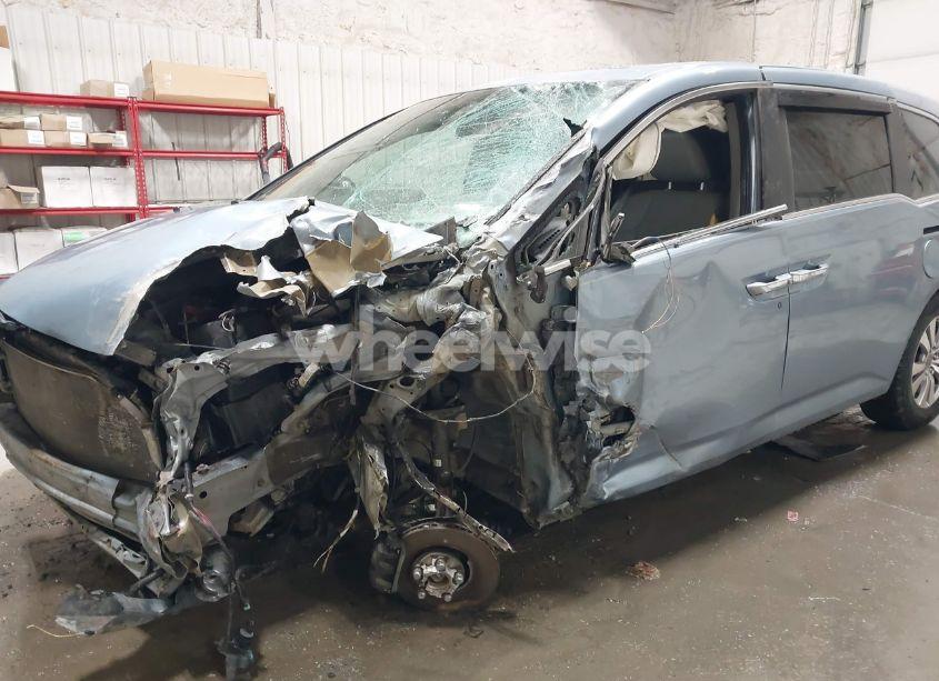 Photo 6 of 2014 Honda Odyssey EX-L (VIN 5FNRL5H62EB072380)