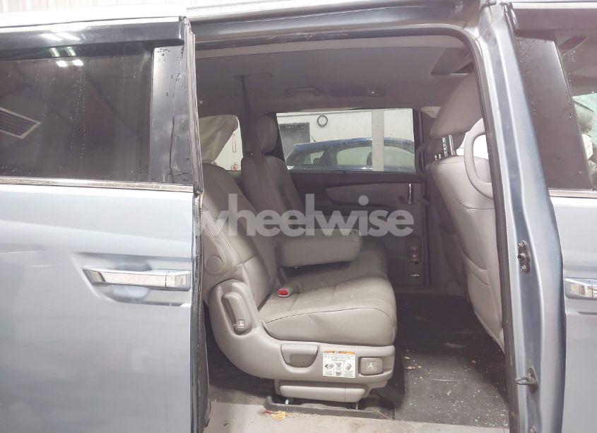 Photo 8 of 2014 Honda Odyssey EX-L (VIN 5FNRL5H62EB072380)