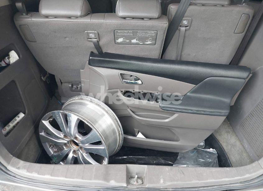 Photo 12 of 2014 Honda Odyssey EX-L (VIN 5FNRL5H62EB084528)