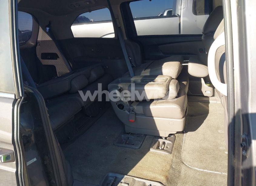 Photo 8 of 2014 Honda Odyssey EX-L (VIN 5FNRL5H62EB092418)