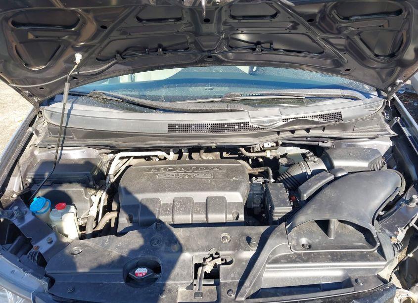 Photo 10 of 2014 Honda Odyssey EX-L (VIN 5FNRL5H62EB101831)
